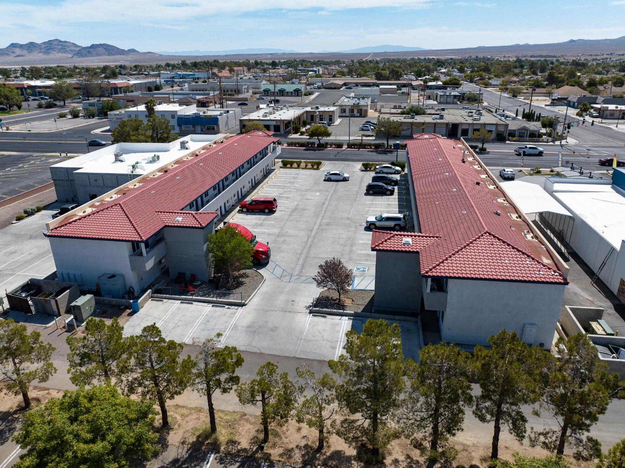 Motel Baymont By Wyndham Ridgecrest Exterior foto
